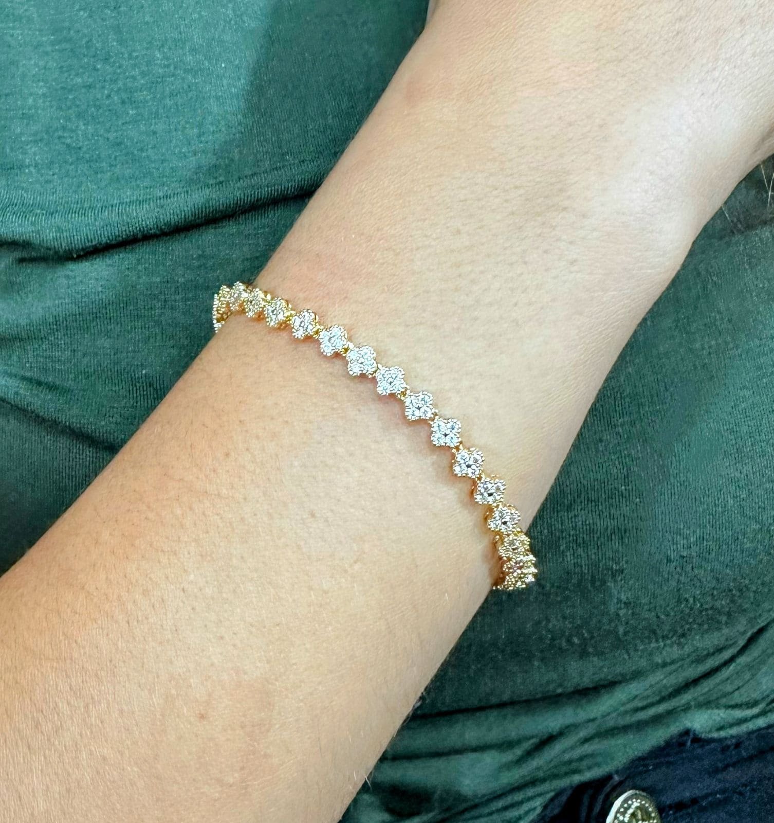 PULSEIRA RIVIEIRA DOURADA COM ZIRCÔNIAS