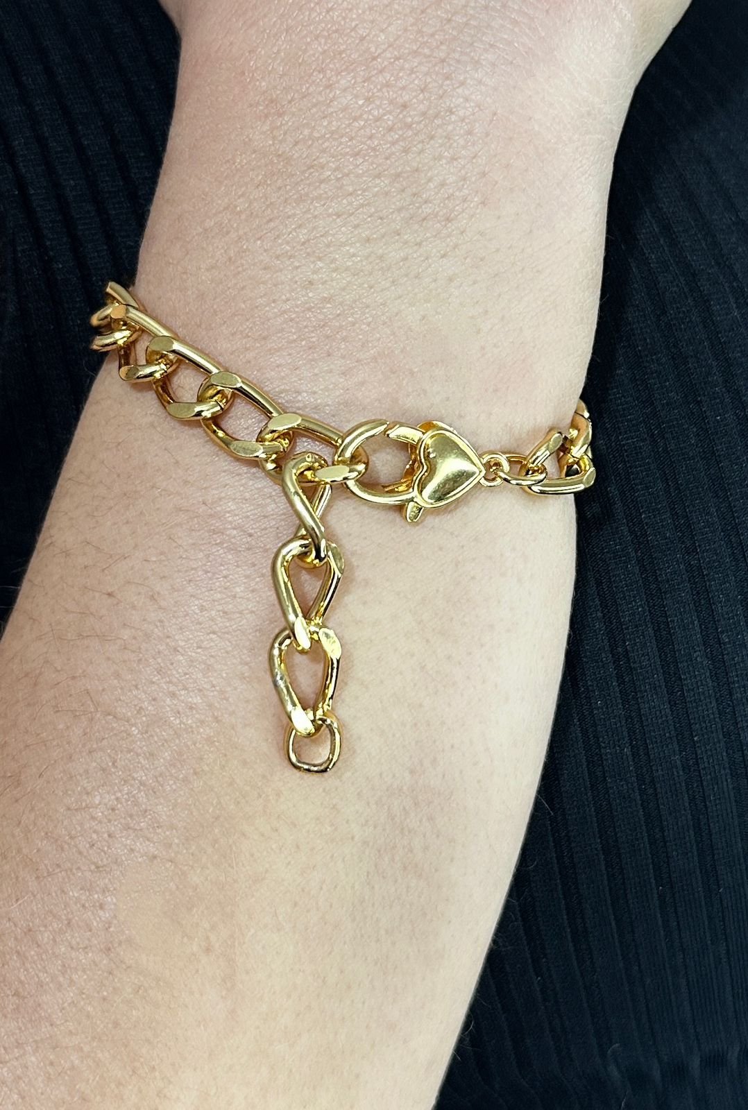 PULSEIRA ELOS OVAIS COM FECHO CORAÇÃO