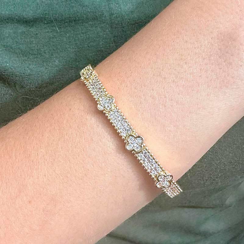 BRACELETE RIGIDO DETALHES
